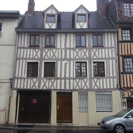 Rouen Studio Etg1 Cosy Sweet Home Wifi מראה חיצוני תמונה